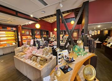 japan/kanazawa/higashiyama/shop/hakuichi-higashiyama