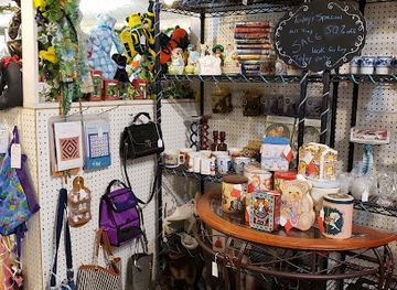 oregon/klamath-falls/shop/keepers-corner-llc-antique-craft-and-collectible-mall