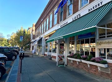 new-hampshire/hanover/shop/lou-s-restaurant-bakery