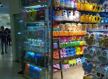 indonesia/surabaya/tunjungan/shop/toko-smile-giftshop-tunjungan-plaza
