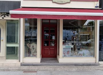 cyprus/machairas-forest/shop/le-monde-d-amelie