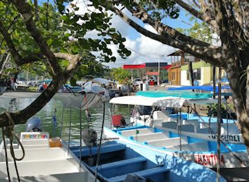 guatemala/rio-dulce/shop/parqueo-el-quinel