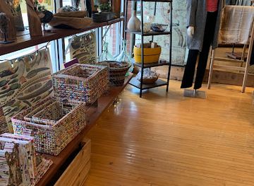 washington/the-inland-empire/shop/lolo-boutique