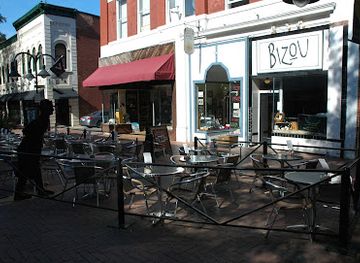 virginia/charlottesville/shop/consignment-house-gallery-curated-art-jewelry-and-other-fine-things