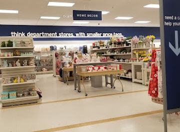 illinois/metro-east/shop/marshalls