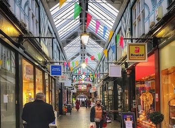 united-kingdom/bedfordshire/shop/the-arcade