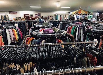 wyoming/great-divide-basin/shop/deja-vu-thrift-store