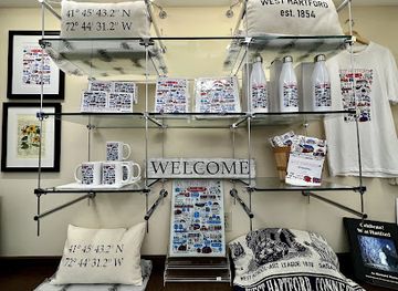 connecticut/west-hartford/shop/the-west-hartford-gift-shop