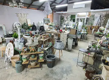 Garden & gifts