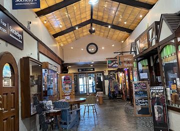 new-york/adirondack-mountains/shop/alpine-mall