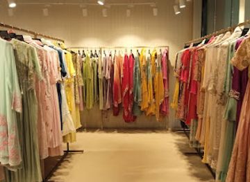 india/delhi/shop/pernia-s-pop-up-shop-dlf-emporio-delhi