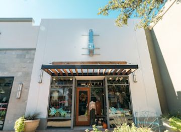 texas/plano/shop/ella-bleu-boutique