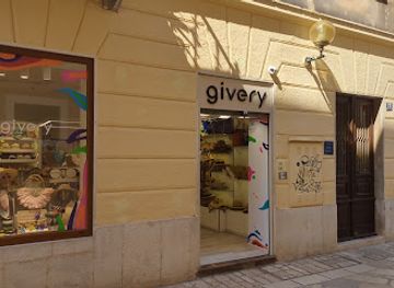 croatia/porec/shop/givery