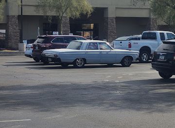 arizona/mesa/shop/highlands-village