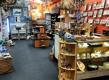 rhode-island/washington-county/shop/shell-boutique