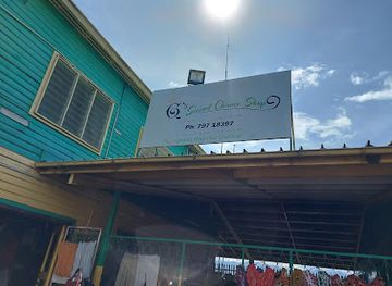 papua-new-guinea/mount-wilhelm/shop/6gee-s-second-chance-shop