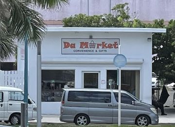 the-bahamas/nassau-and-paradise-island/shop/da-market