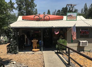 california/yosemite-national-park/shop/yosemite-adventure-supplies