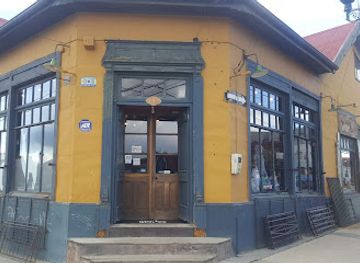 chile/torres-del-paine-national-park/shop/one-aco-outdoorshop