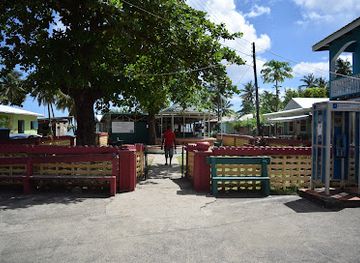 saint-lucia/laborie/shop/town-square