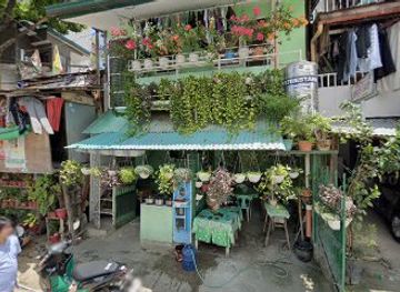 philippines/cebu-city/lahug/shop/blossom-thrift-finds-shop