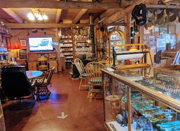 colorado/sangre-de-cristo-mountains/shop/white-mountain-trading-post