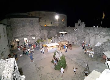 italy/lunigiana/shop/castello-del-piagnaro