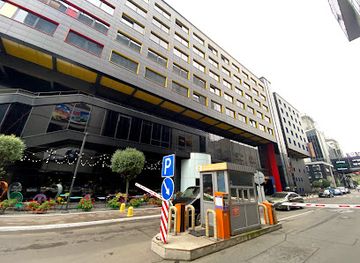 ukraine/vysokyi-verkh/shop/cosmo-multimall