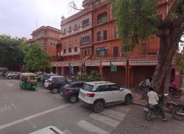 india/jaipur/city-palace/shop/fine-art-palace