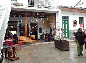 ecuador/loja/shop/emporio-lojano