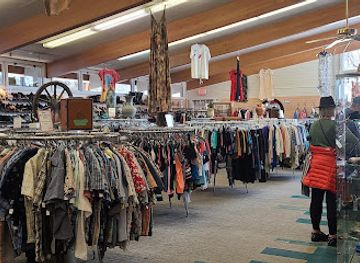 idaho/ketchum/shop/gold-mine-thrift-store