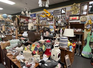 north-dakota/grand-forks/shop/plain-fancy-antique-mall