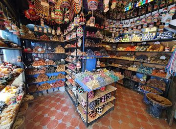 morocco/chefchaouen/shop/la-botica-de-la-abuela-de-aladdin