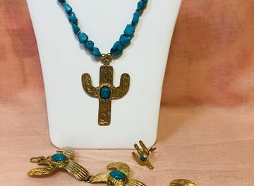 puerto-rico/isabela/shop/bella-clothing-and-accessories