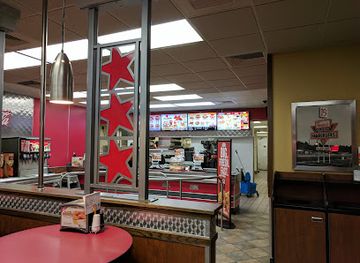 indiana/fishers/shop/fishers-village-shoppes