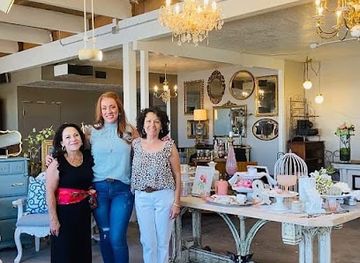 new-mexico/albuquerque/shop/sweet-sparrow-market-boutique