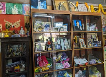 thailand/krabi-province/shop/varich-krabi-batik-batik-center-krabi