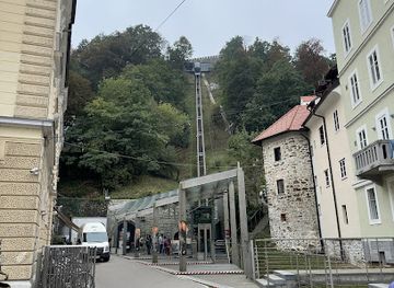 slovenia/bled/shop/shopping-center-bled