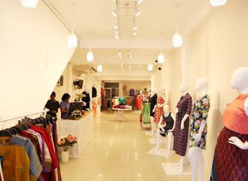 sri-lanka/galle/shop/nils-store