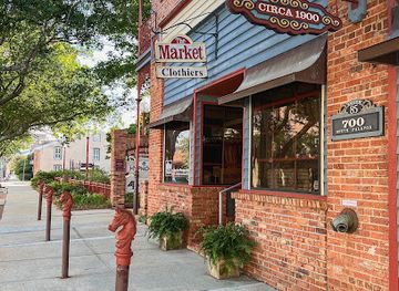 florida/pensacola/shop/the-market-mainly-shoes