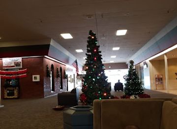 Holiday Mall
