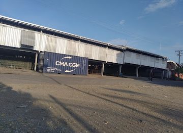 papua-new-guinea/morobe-province/shop/laurabada-second-hand-store