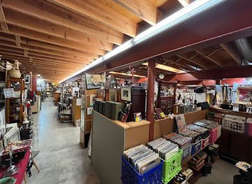 Rhode Island Antiques Mall