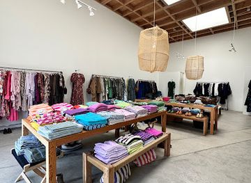 california/santa-monica/shop/lost-found