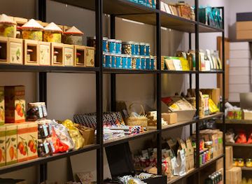 vietnam/hanoi/tay-ho-district/shop/autumn-deli