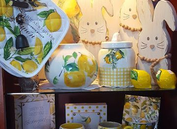 south-carolina/sandhills/shop/simply-southern-gift-shop