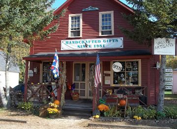 new-hampshire/southern-new-hampshire/shop/nh-valley-artisans-seasonal-shop