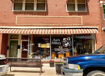 missouri/hannibal/shop/ayers-pottery