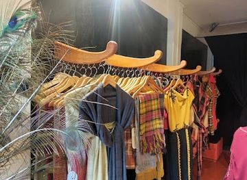 india/shillong/shop/daniel-syiem-s-ethnic-fashion-house-flagship-store