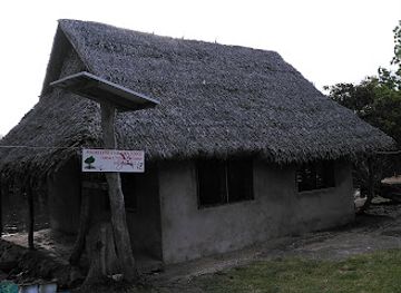 vanuatu/malakula/shop/maskelyne-s-navura-lodge